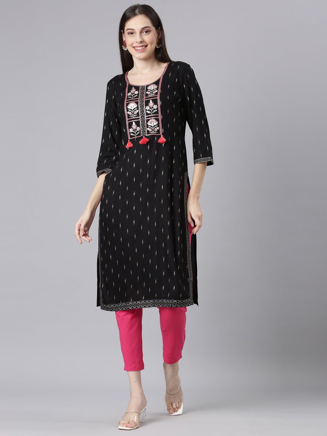 Sadguru Black Casual Embellished Straight Kurta