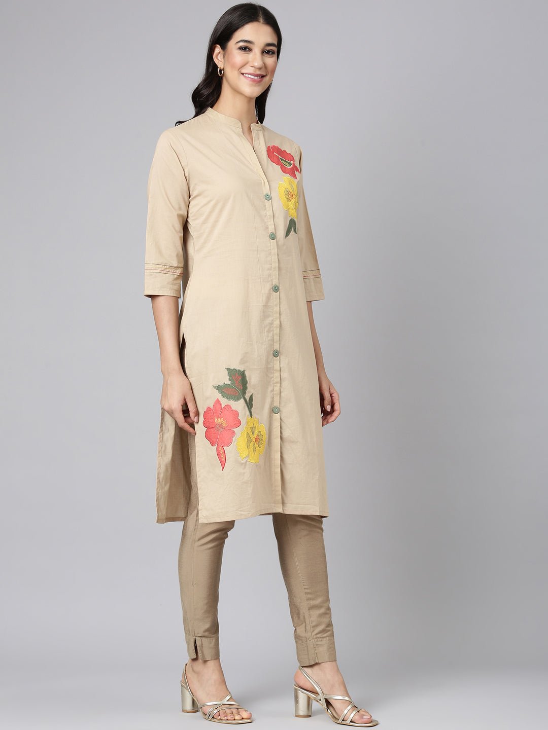 Sadguru Beige Casual Solid Straight Kurta - Image 3